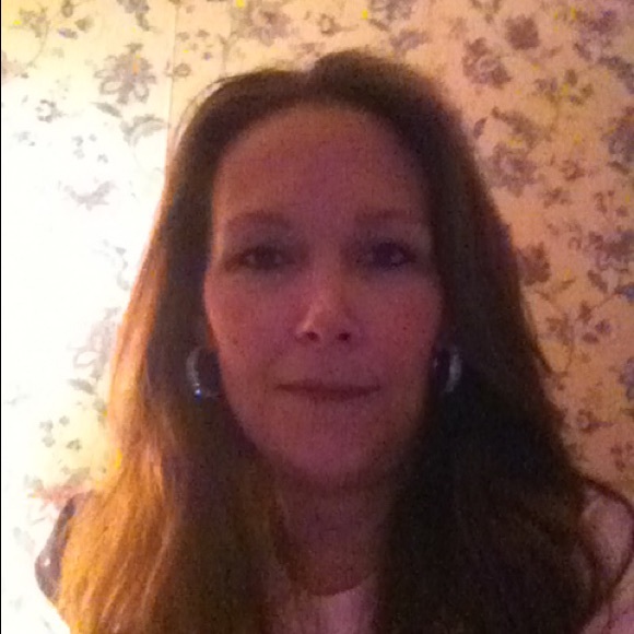 Meet your Posher, Tracy - Picture 1 of 1